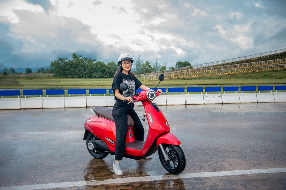 Evo200 Lite, giá xe máy điện Evo200 Lite, vinfast Evo200 Lite