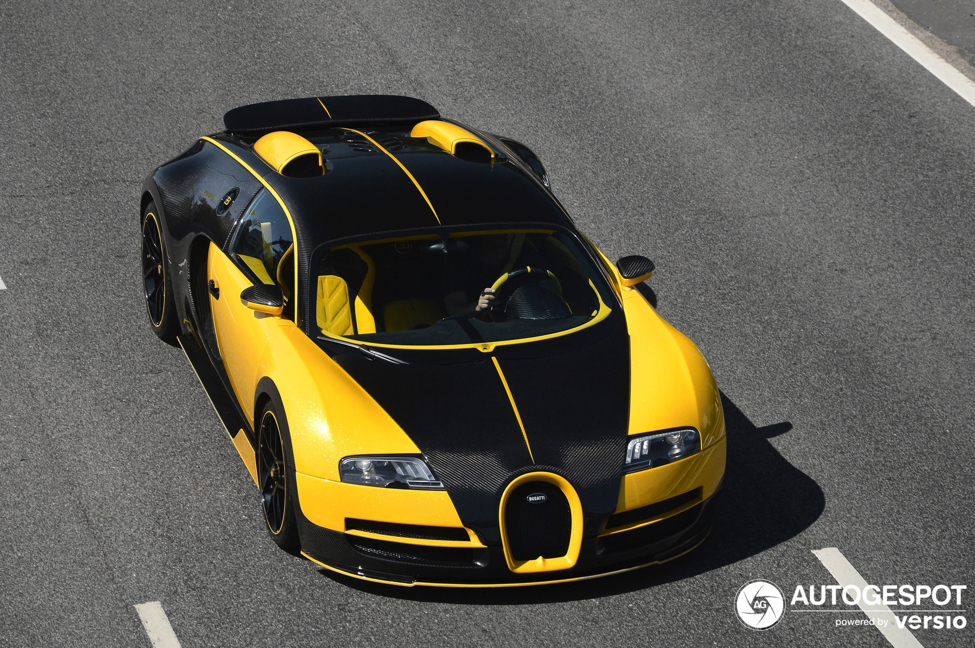 Bugatti Veyron Oakley Design