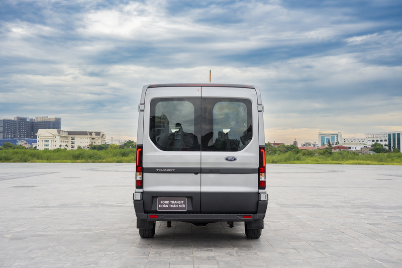 hình ảnh về mẫu xe Ford Transit Hoàn Toàn Mới