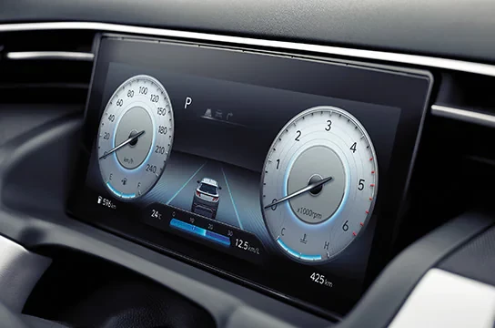 Đánh giá Hyundai Tucson 2024, Màn hình thông tin Full Digital 10.25 inch