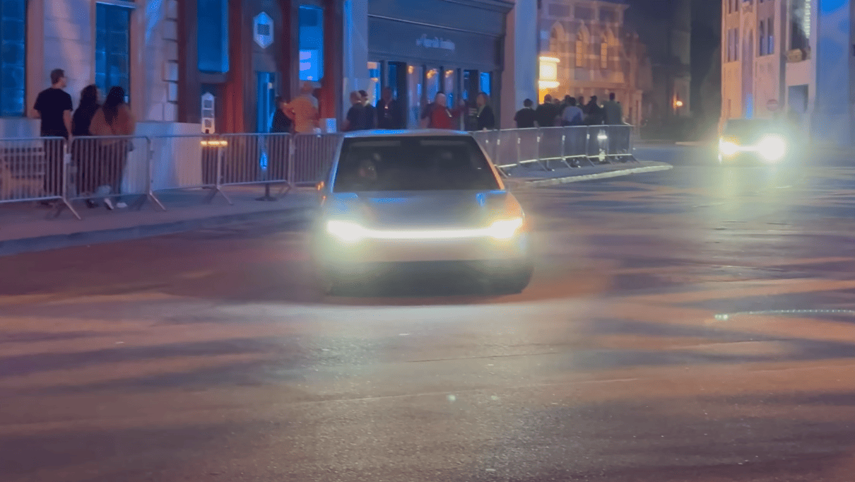 tesla Cybercab,Robotaxi tesla, 