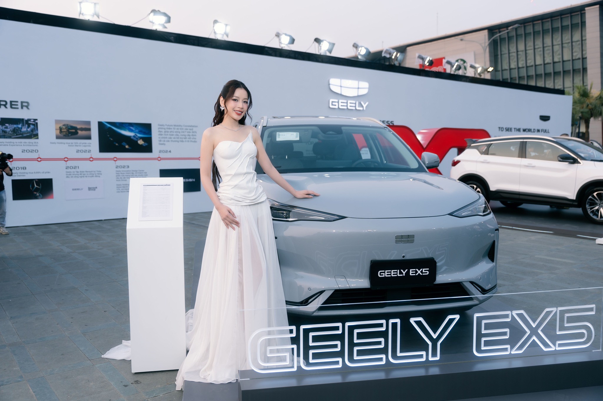 Geely Việt Nam chính thức ra mắt Geely EX5 – mẫu xe điện đô thị thông minh 