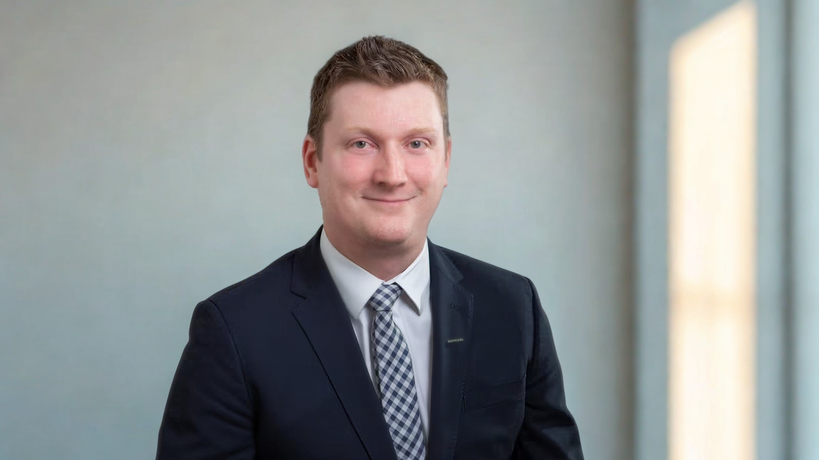 Ông Trevor Longley không còn là chủ tịch Nissan Canada