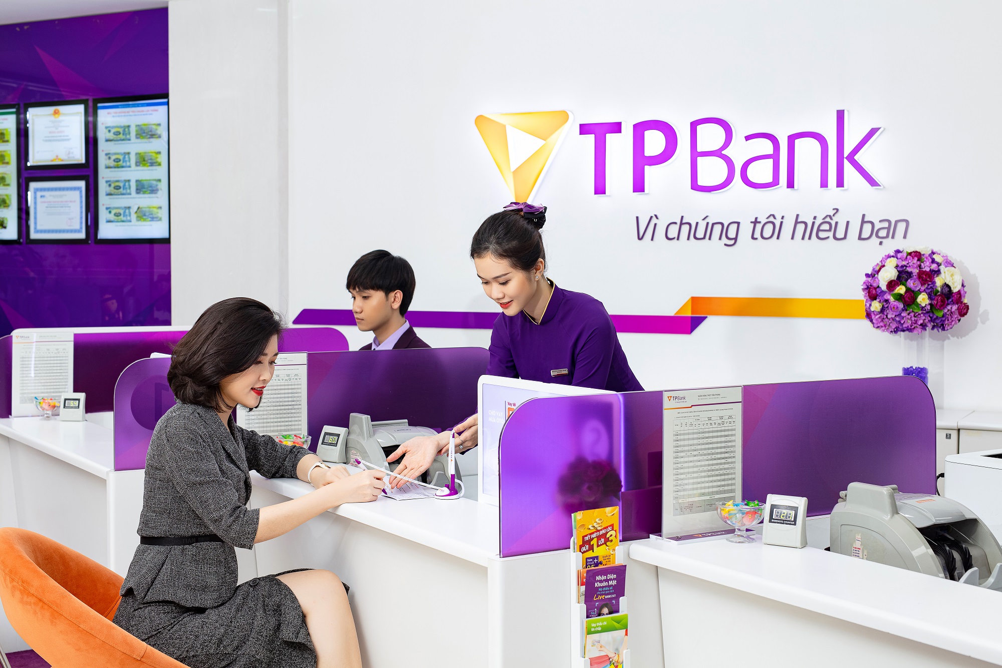 TPBank ưu tiên giảm lãi suất, đồng hành cùng người dân vùng lũ vượt khó
