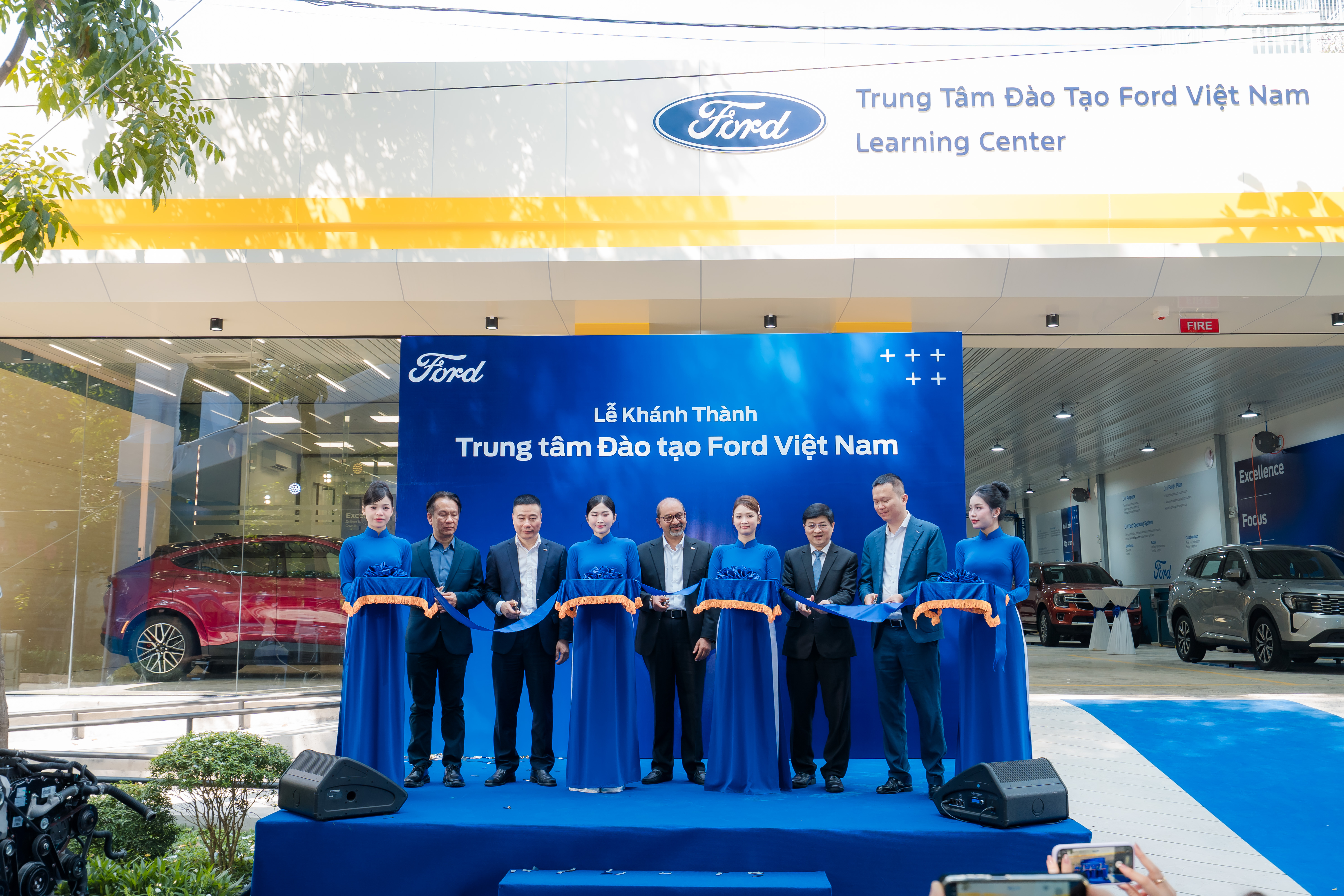 Ford Việt Nam khai trương Trung tâm Đào tạo, triển khai học bổng AutoTech