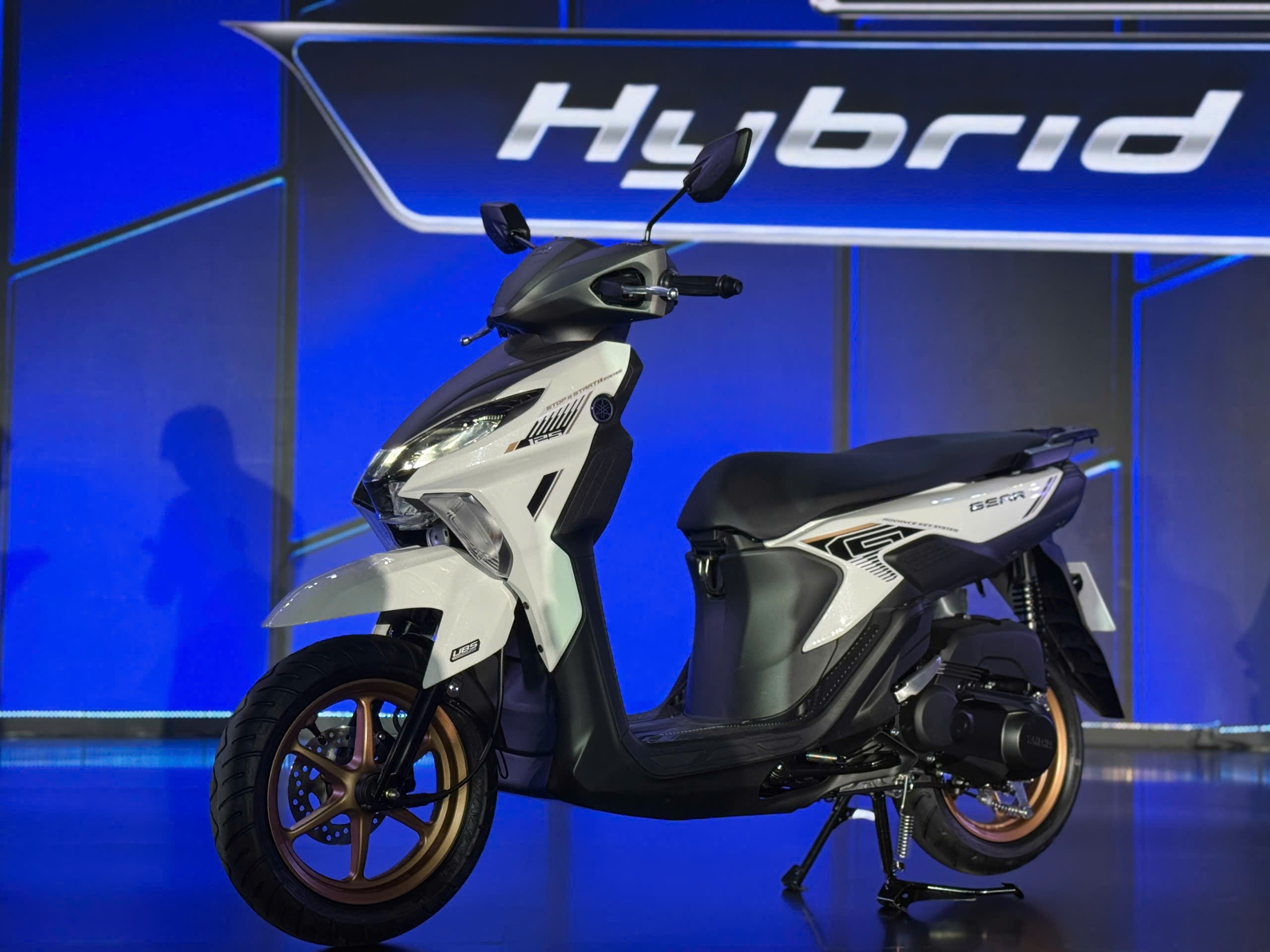 Xe tay ga phổ thông Yamaha Gear 125 Hybrid hoàn toàn mới ra mắt Việt Nam