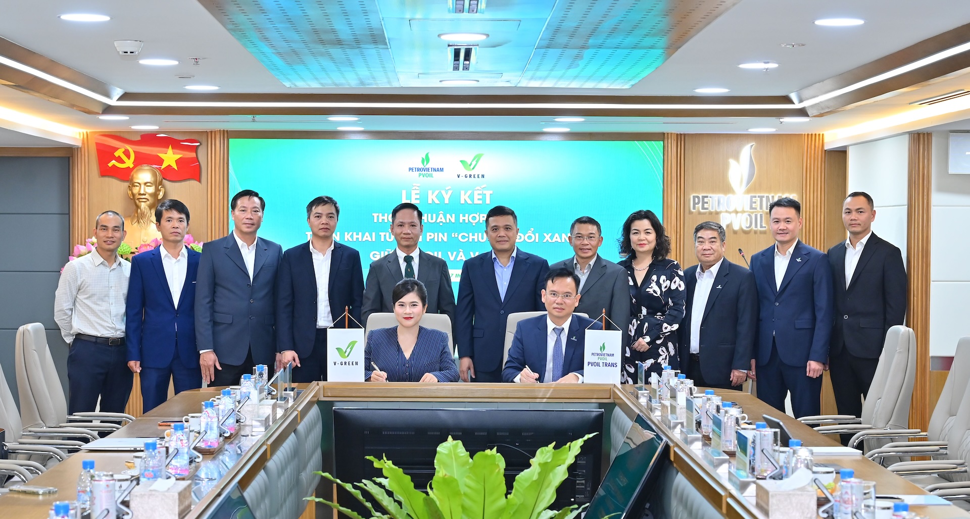 V-GREEN triển khai hơn 3.000 tủ đổi pin xe điện tại hệ thống PVOIL