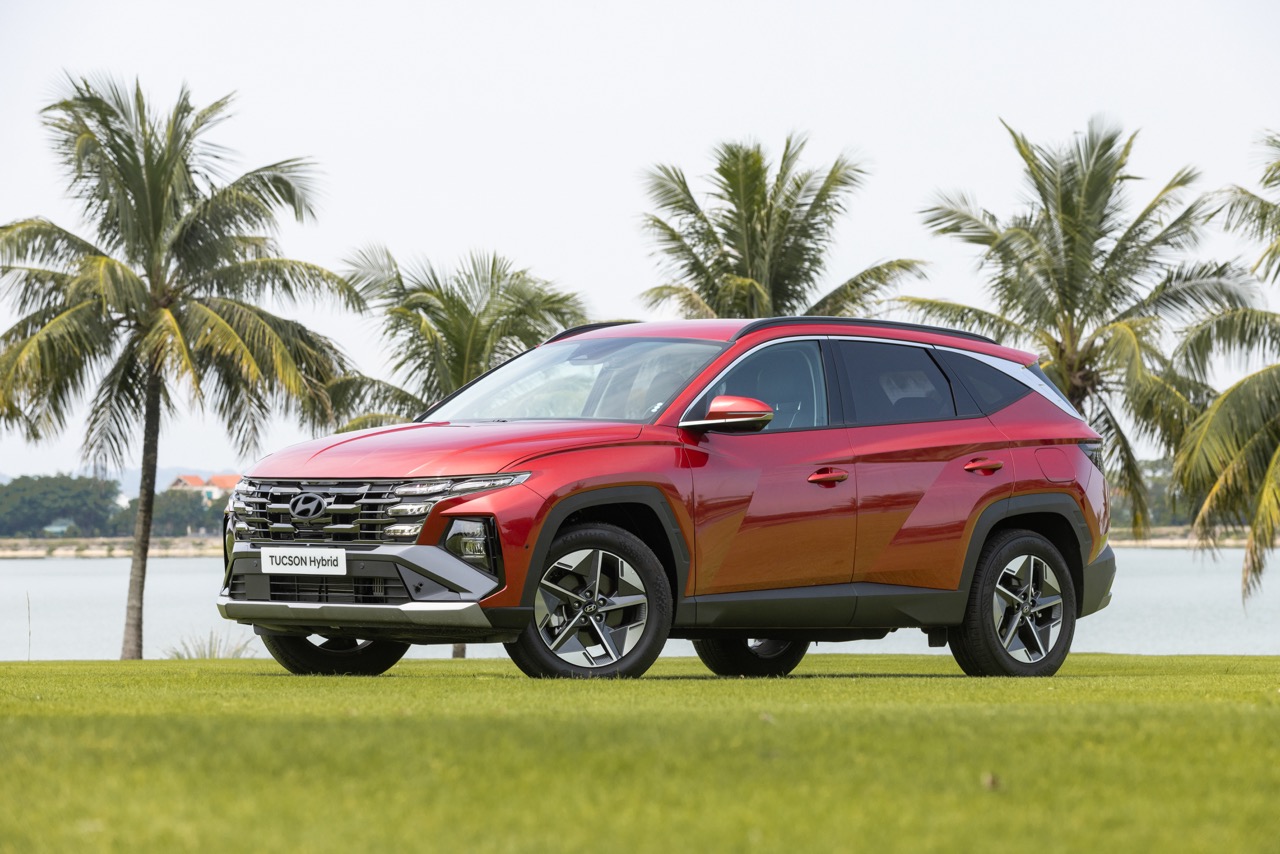 Hyundai Tucson Hybrid: Khi Công Nghệ Hybrid Không Chỉ Để Tiết Kiệm Nhiên Liệu